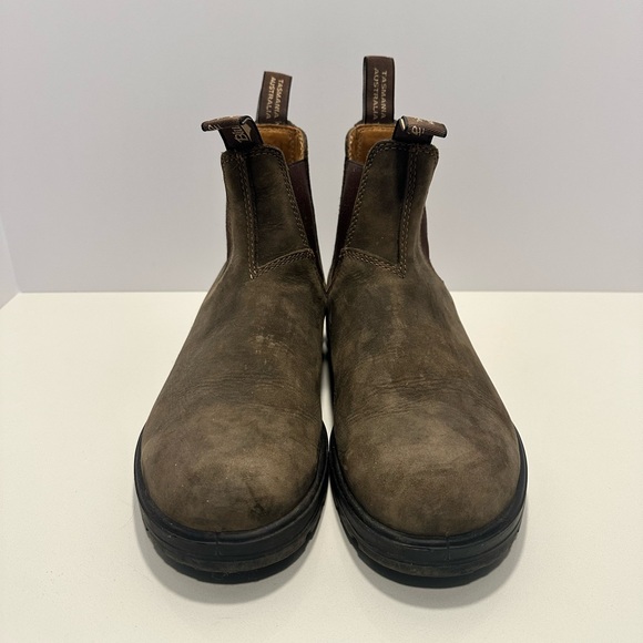 Blundstone Rustic Brown Suede Chelsea Boots - Picture 2 of 6